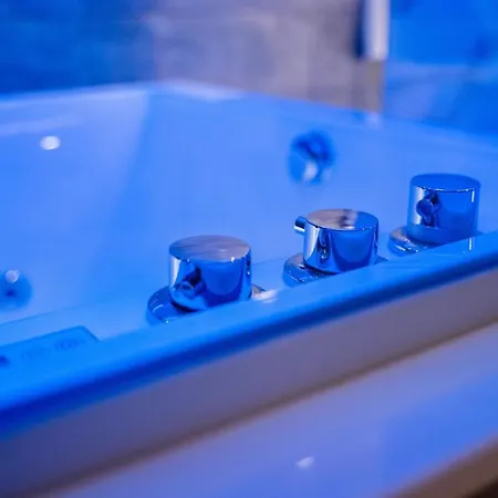 Riverbed 4* サルノ